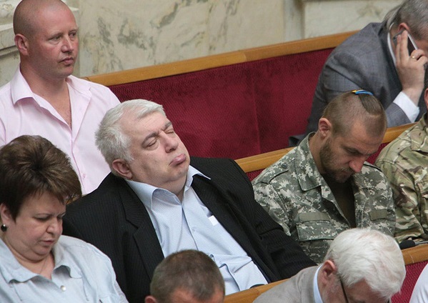 фото ukr.media Б'ються дуже мало: Верховну Раду визнали одним із найспокійніших парламентів у світі