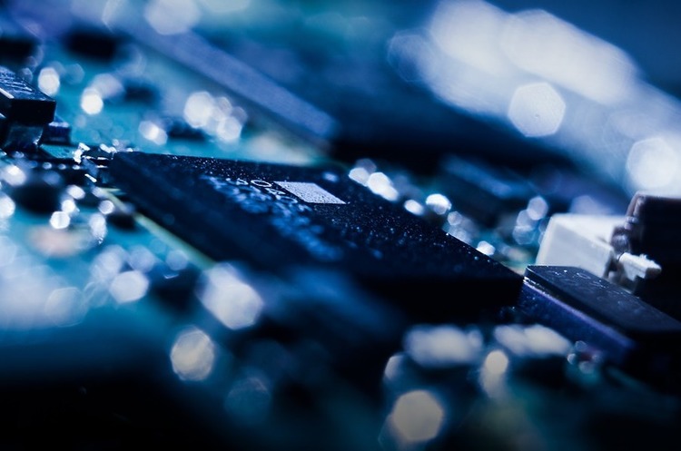 Apple відмовиться від процесорів Intel у 2020 році та перейде на власні Apple відмовиться від процесорів Intel у 2020 році та перейде на власні