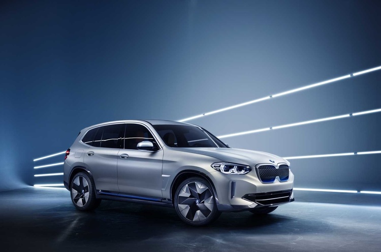 Купити електричний позашляховик BMW iX3 можна буде в 2020 Купити електричний позашляховик BMW iX3 можна буде в 2020