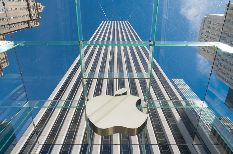 Мільярдер Баффет купив ще 75 млн акцій «неймовірної» Apple