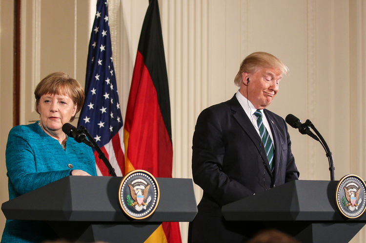 Канцлер Германии Ангела Меркель и президент США Дональд Трамп на совместной пресс-конференции в Белом доме после их первой личной встречи Dust in the wind: на кого равняться Украине в своей энергетической политике