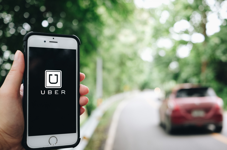 фото Shutterstock Uber припинить тестувати безбілотні авто в Аризоні після смертельного ДТП