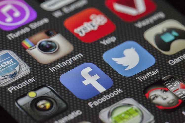 фото pixabay.com ОНОВЛЕНО: Відсьогодні в ЄС діють нові правила - Facebook, Google та Instagram вже «влетіли» на мільярдні штрафи