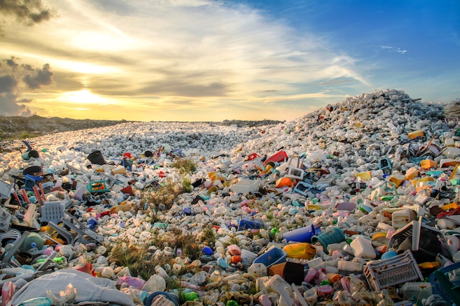 Єврокомісія запропонувала штрафувати країни ЄС за використання пластику