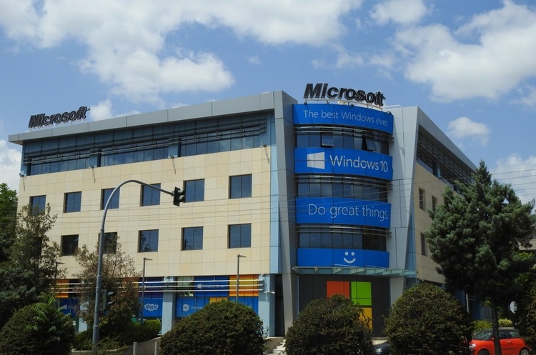 фото Shutterstock Microsoft може купити веб-хостінг GitHub за $5 млрд