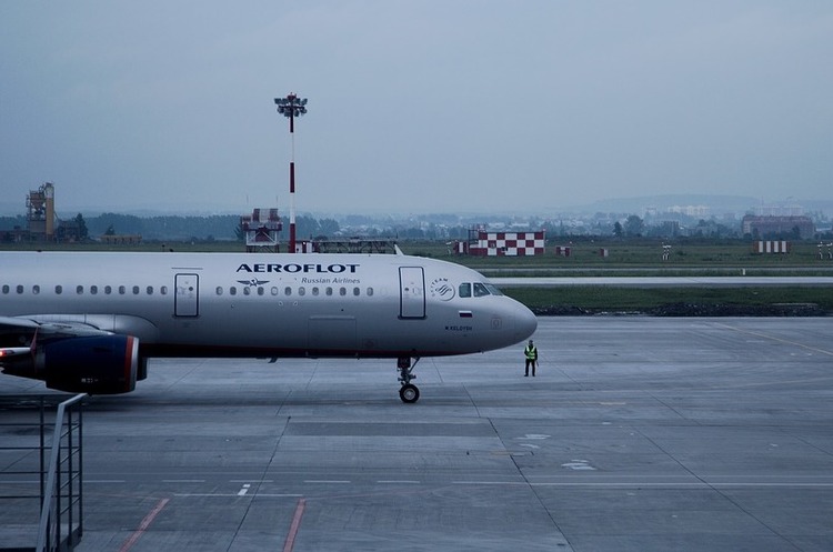 Росія різко скоротила кількість авіарейсів до анексованого Криму Росія різко скоротила кількість авіарейсів до анексованого Криму