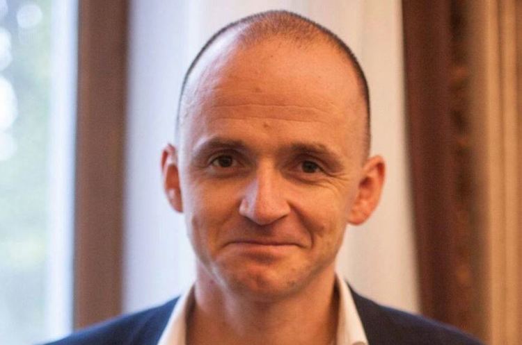 Олександр Лінчевський Гройсман доручив провести розслідування через вислів замміністра про те, що всі онкохворі помруть