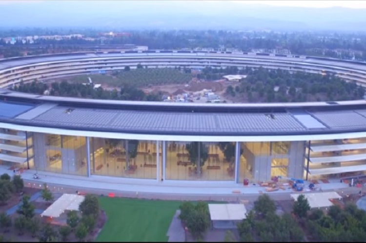 Штаб-квартира Apple Apple попередила своїх постачальників, що замовлення знизяться на 20%