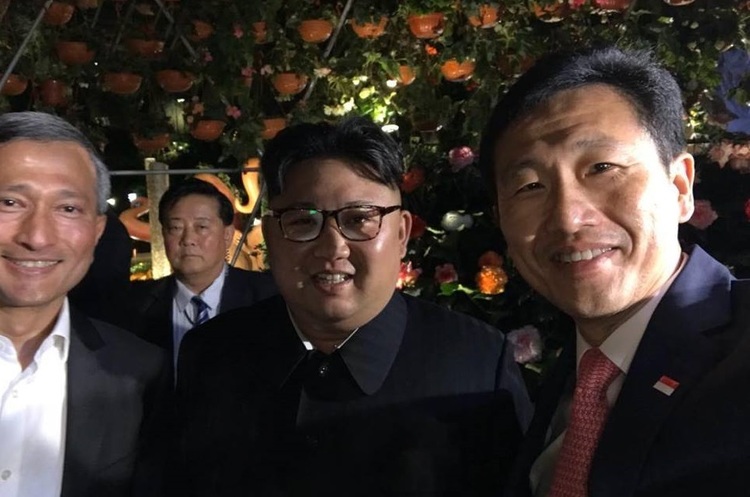 фото Facebook Ong Ye Kung В очікуванні саміту з Трампом Кім Чен Ин гуляє по Сингапуру і робить селфі (ВІДЕО)