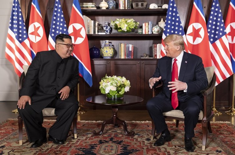 Дональд Трамп і Кім Чен Ин Після саміту з Кім Чен Ином Трамп сподівається на покращення відносин і з Іраном