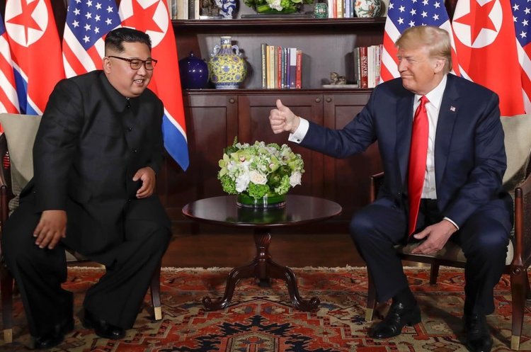 фото Twitter Майка Помпео «Спіть спокійно»: Трамп оголосив, що ядерної загрози з боку Північної Кореї більше немає