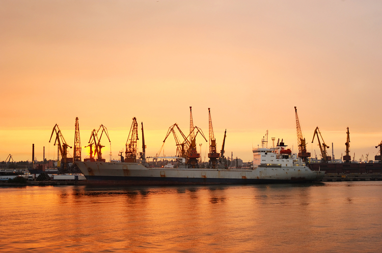 Порт Чорноморськ збільшив перевалку контейнерів до 51 900 TEU Порт Чорноморськ збільшив перевалку контейнерів до 51 900 TEU