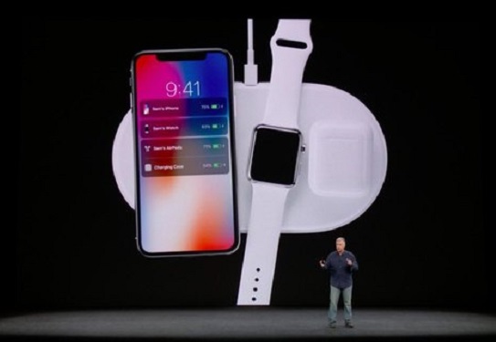 скрін-шот з презентації Apple Apple відклала виробництво бездротової зарядки AirPower через технічні проблеми