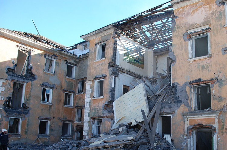 Сирійські урядові війська скинули на повстанські райони бочкові бомби Сирійські урядові війська скинули на повстанські райони бочкові бомби