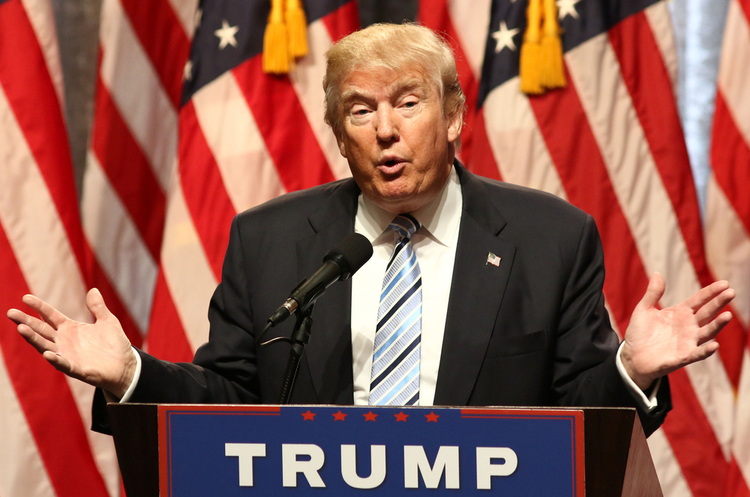 Дональд Трамп Трамп припинив радитися з головою Пентагону та взяв військову політику у свої руки
