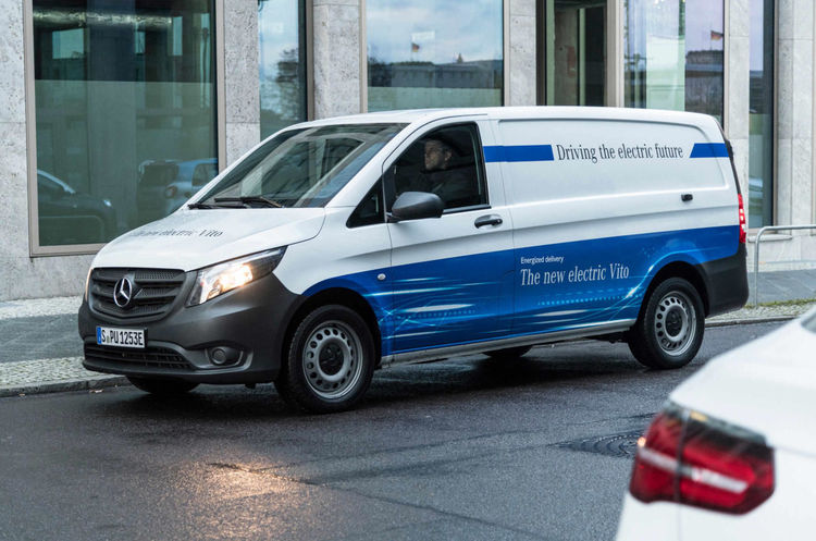 Amazon купила сотню електрофургонів Mercedes-Benz eVito Amazon купила сотню електрофургонів Mercedes-Benz eVito