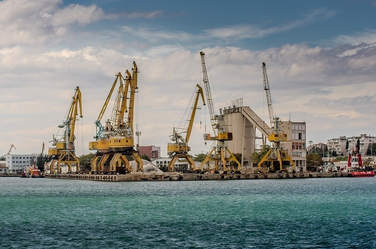 Порт Бургас, Болгарія Сонце, море, податки: чим Болгарія приваблює бізнесменів
