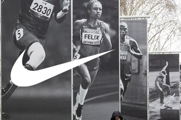 Nike розгрібає наслідки гендерного скандалу і підвищує зарплати 7,5 тисячам співробітників