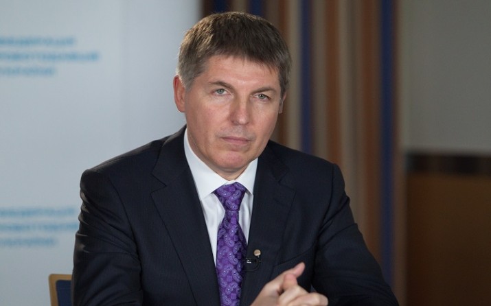Телеком-бізнесмен, Президент Конфедерації роботодавців України Олег Шевчук Власником найбільшої оптоволоконної інфраструктури в Україні виявилась відома публічна особа