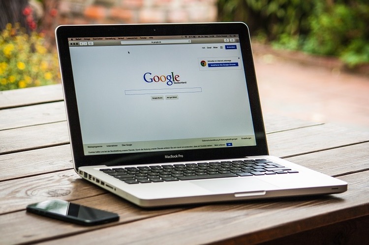 В Google визнали, що дійсно слідкують за своїми користувачами В Google визнали, що дійсно слідкують за своїми користувачами