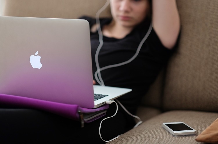 фото pixabay.com Apple підніме ціни на свою продукцію, якщо США введуть нові тарифи на товари з Китаю
