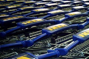 Як на українському ринку позначиться вихід IKEA та H&M?