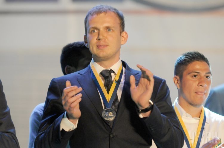 Сергій Курченко Великі промислові активи в самопроголошеній ДНР перейдуть під «зовнішнє управління» компанії Курченка – ЗМІ