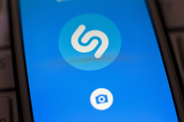 Apple нарешті закрила угоду з придбання Shazam за $400 млн Apple нарешті закрила угоду з придбання Shazam за $400 млн