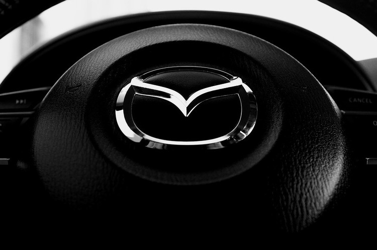 Mazda планує повністю перейти на гібриди та електрокари до 2030 року Mazda планує повністю перейти на гібриди та електрокари до 2030 року