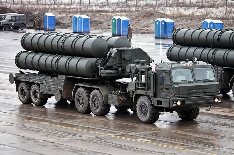 США пригрозили Індії санкціями за її рішення купити російські С-400 на $5 млрд США пригрозили Індії санкціями за її рішення купити російські С-400 на $5 млрд