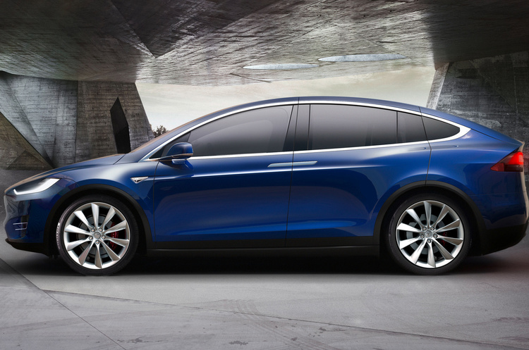 Tesla Model X Tesla дозволила власникам електрокарів самостійно їх ремонтувати