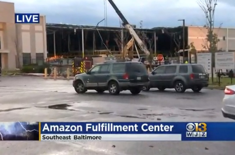 В Балтиморі обвалилася частина будівлі Amazon, є загиблі