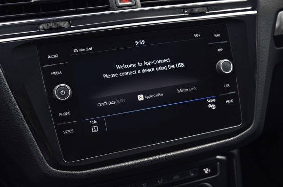 Голосовий помічник Siri тепер може керувати деякими функціями в автівках Volkswagen Голосовий помічник Siri тепер може керувати деякими функціями в автівках Volkswagen