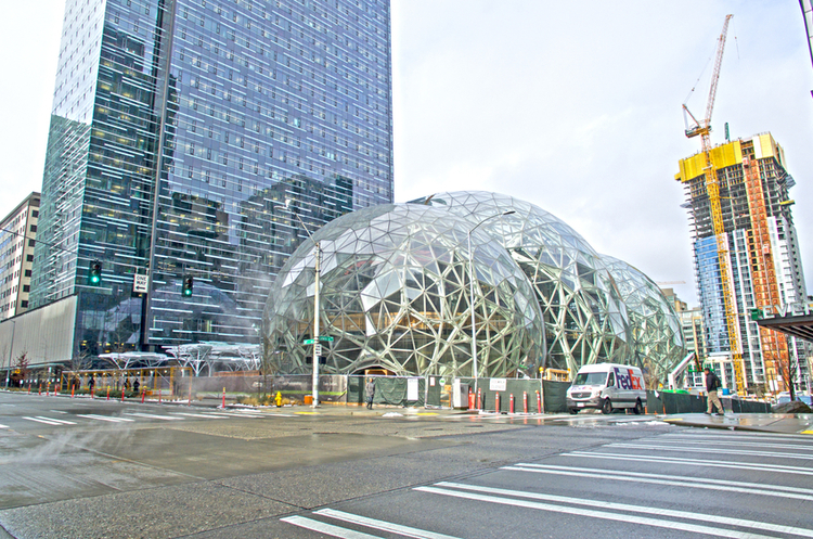 штаб-квартира Amazon у Сіеттлі Стало відомо, в яких містах Amazon розмістить дві свої нові штаб-квартири