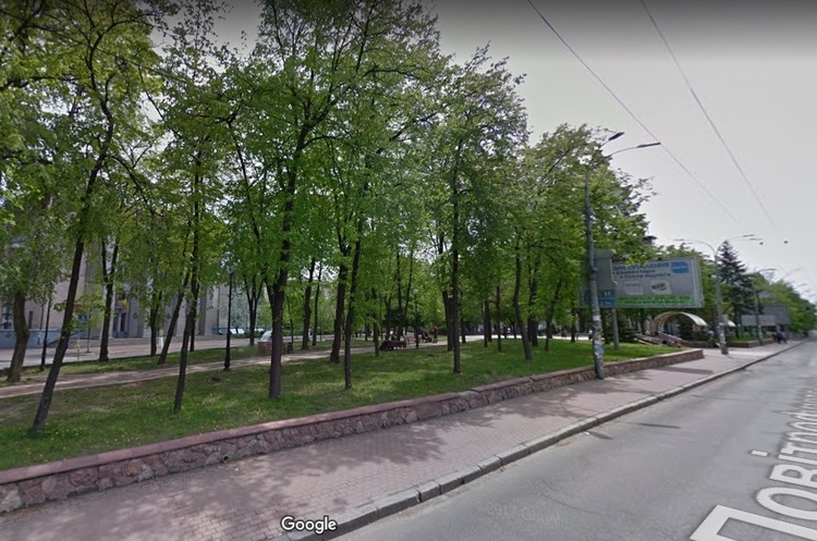 фото Google maps У Києві сквер біля посольства РФ назвали на честь Бориса Нємцова