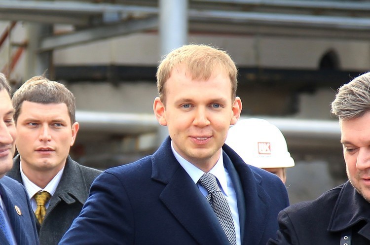 Сергій Курченко АМКУ оштрафував бізнесмена Курченка на 15 млн грн за порушення щодо Брокбізнесбанку