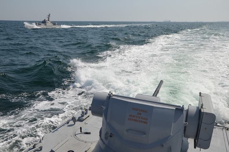 фото ВМС ЗС України Росія захопила три українські кораблі в Азовському морі, є поранені