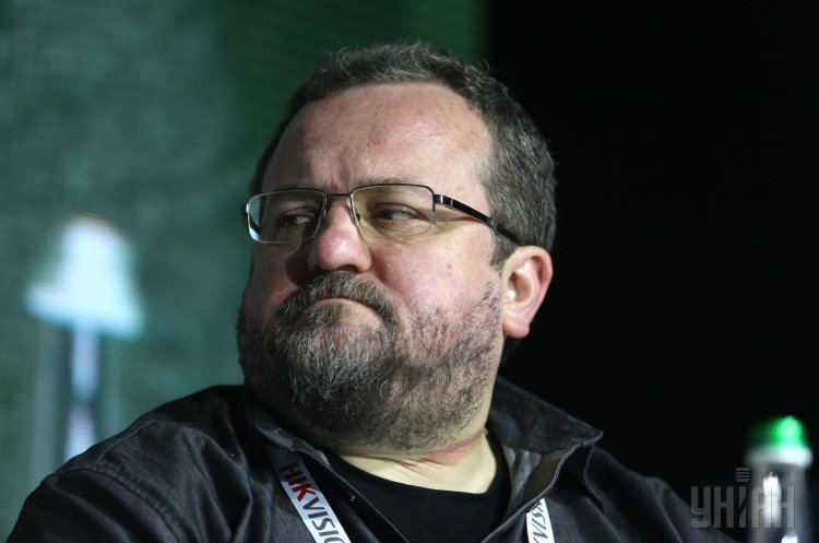 Дмитро Шоломко: «Частка реклами кандидатів у президенти – це «сльози» Дмитро Шоломко: «Частка реклами кандидатів у президенти – це «сльози»