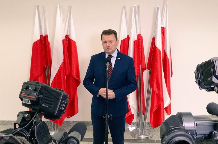 Міністр національної оборони Польщі Маріуш Блащак Російські війська вже офіційно атакують Україну – Міноборони Польщі