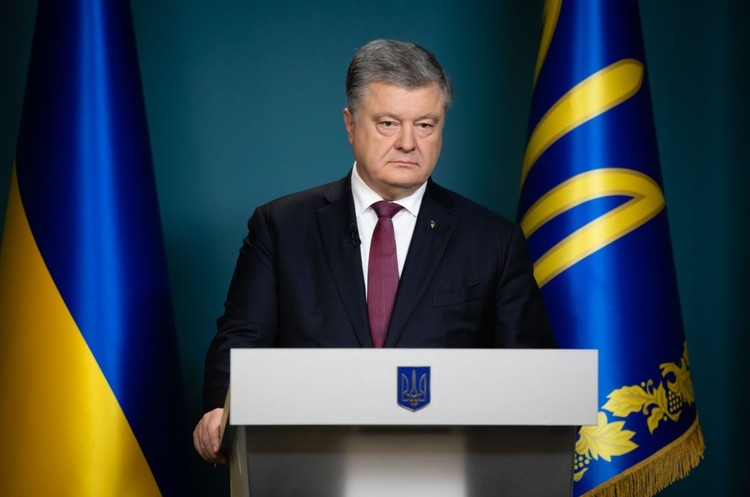 Петро Порошенко Порошенко закликав НАТО направити свої кораблі в Чорноморсько-Азовську акваторію