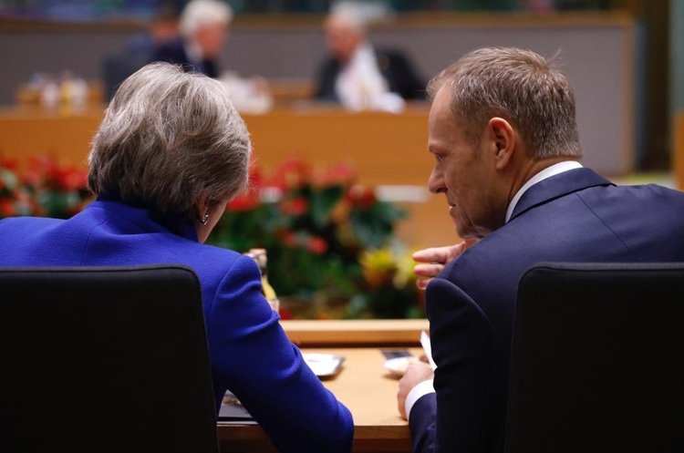 Тереза Мей, Дональд Туск ЄС скликає спеціальний саміт через скасування голосування по Brexit в британському парламенті