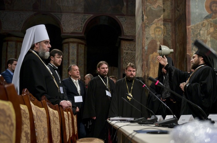 Двох ієрархів УПЦ Московського патріархату відлучили від церкви за участь у соборі