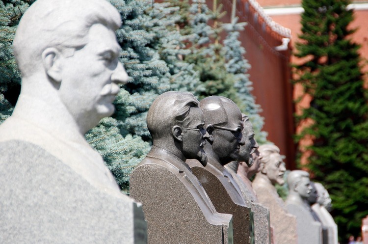 Заборонений в Росії фільм «Смерть Сталіна» визнали кращою комедією Європи Заборонений в Росії фільм «Смерть Сталіна» визнали кращою комедією Європи