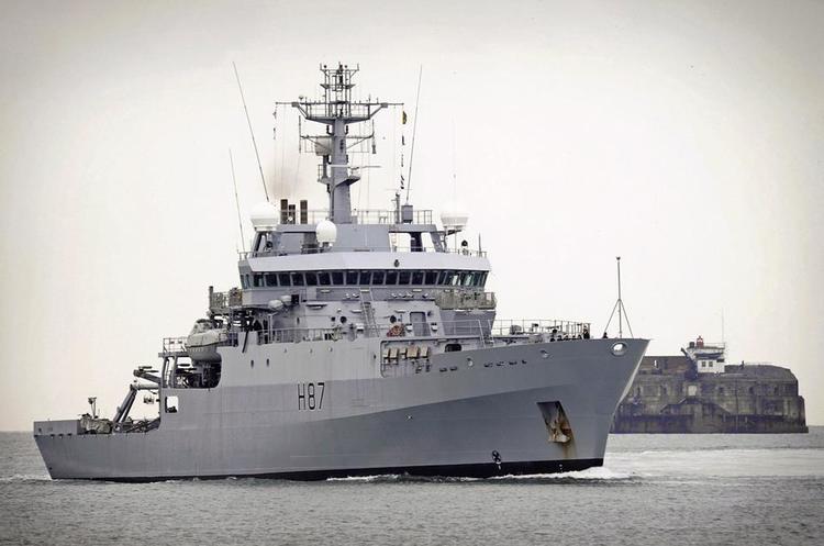 HMS Echo Британський розвідувальний корабель ВМС увійшов в Чорне море