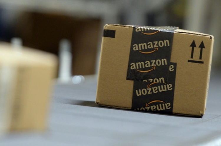 Українські товари на Amazon: срібло, годинники та пледи Українські товари на Amazon: срібло, годинники та пледи