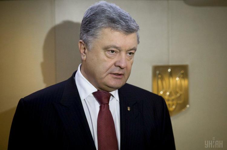 Фото: УНІАН Порошенко спростував заяви Москви про нібито грошову винагороду Вселенському патріархату за надання томосу