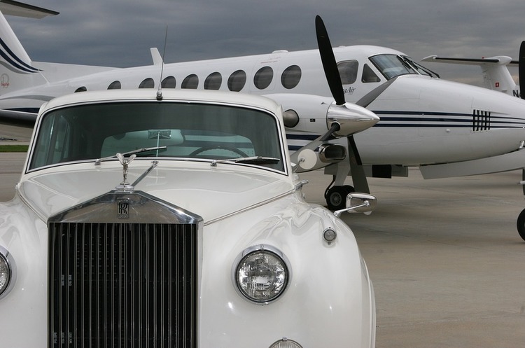 Rolls-Royce встановила новий рекорд із продажів Rolls-Royce встановила новий рекорд із продажів
