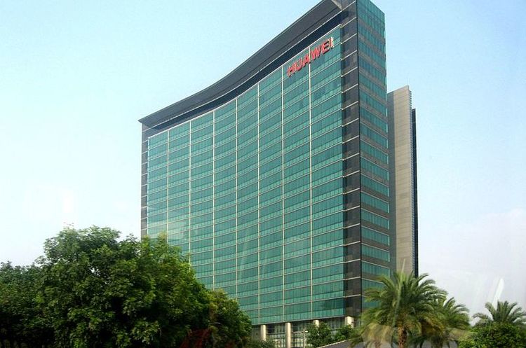 Польща може ввести заборону на використання продукції Huawei Польща може ввести заборону на використання продукції Huawei