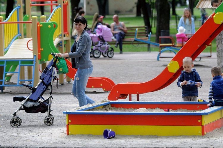 Фото: УНІАН Мінюст: з неплатників аліментів стягнули боргів на суму 4,6 млрд грн у 2018 році