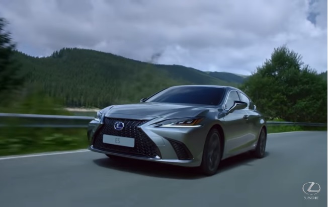 Lexus зняв рекламний ролик, сценарій до якого написав штучний інтелект (ВІДЕО)